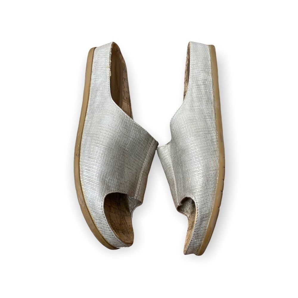 Bare Traps With Memory Foam Gold Metallic Slides … - image 4